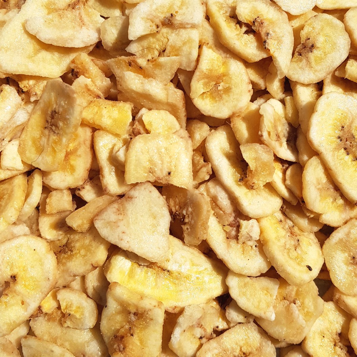 Supravit getrocknete Bananenscheiben 300g  als gesunde Nahrungsergänzung unter das tägliche Futter gemischt